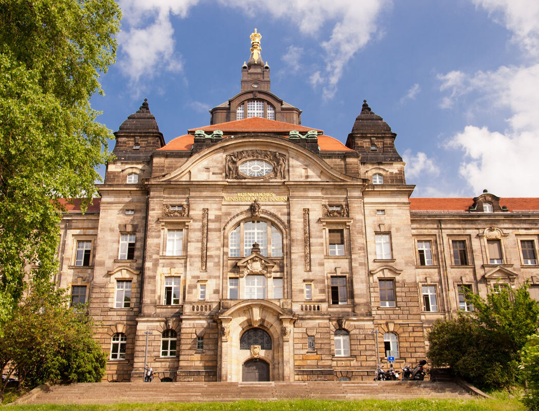 Shot of the entrance to the Saxon State Chancellery