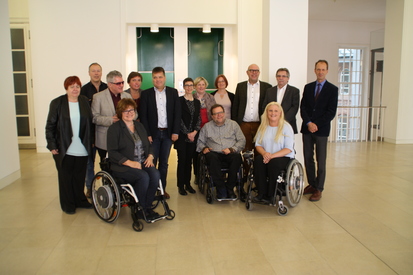 Foto: Die Beauftragten des Bundes und der Länder für die Belange von Menschen mit Behinderungen bei ihrem Treffen in Kiel.